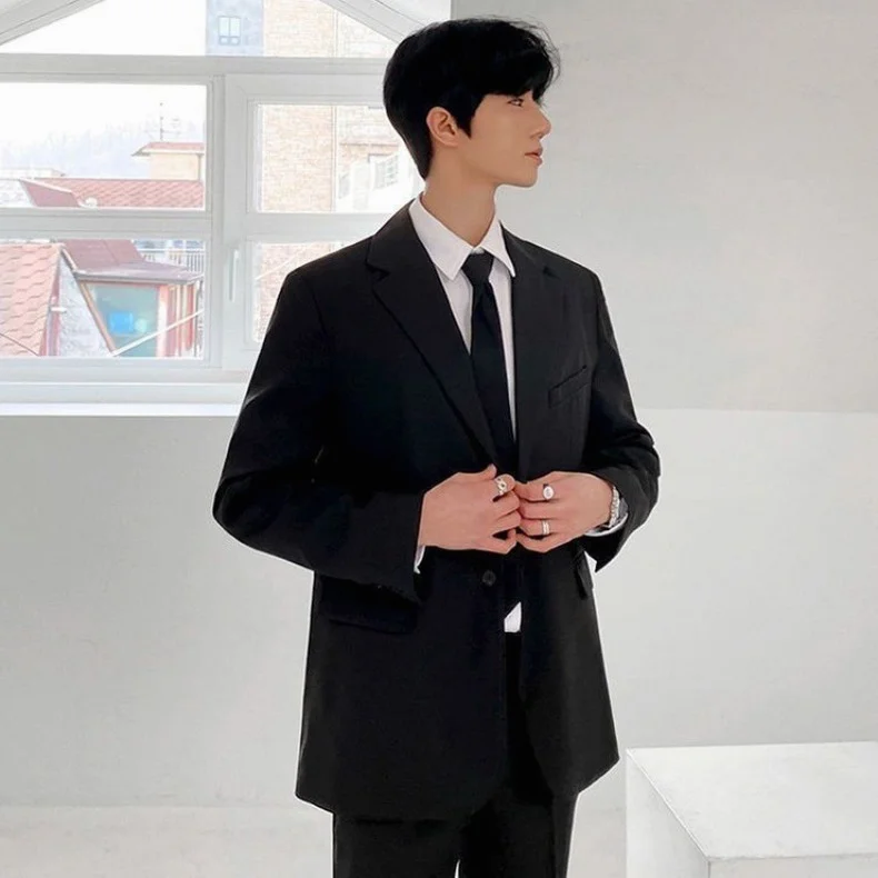 2026 트렌디한 남성용 정장 세트 슬림핏 데일리 자켓+팬츠+넥타이 세트수트